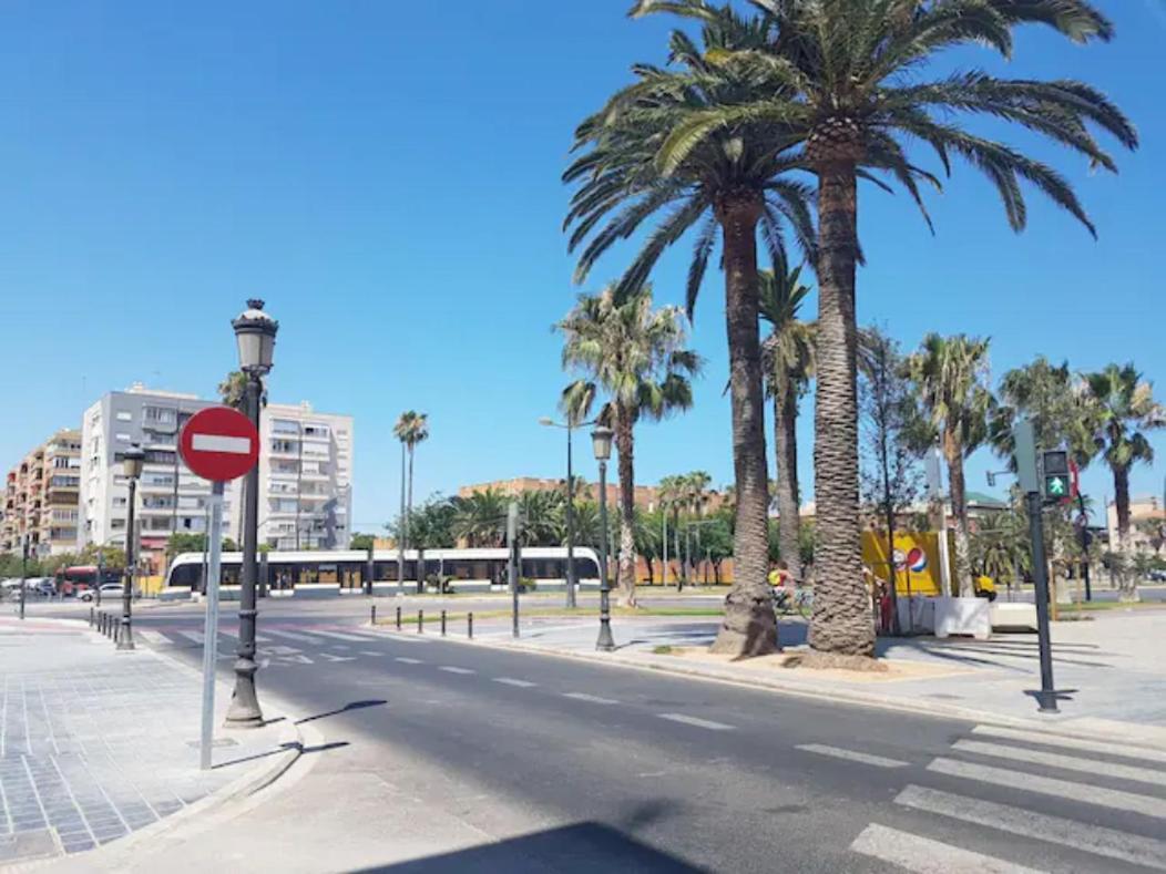 Apartament Reina Playa Walencja Zewnętrze zdjęcie